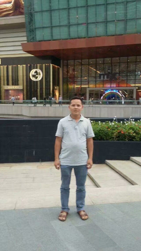 傧傧的第一张照片--玉林闪婚服务中心