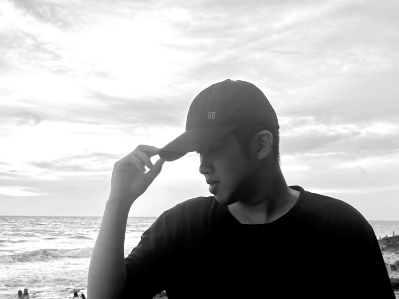 FENG的第二张照片--玉林闪婚服务中心